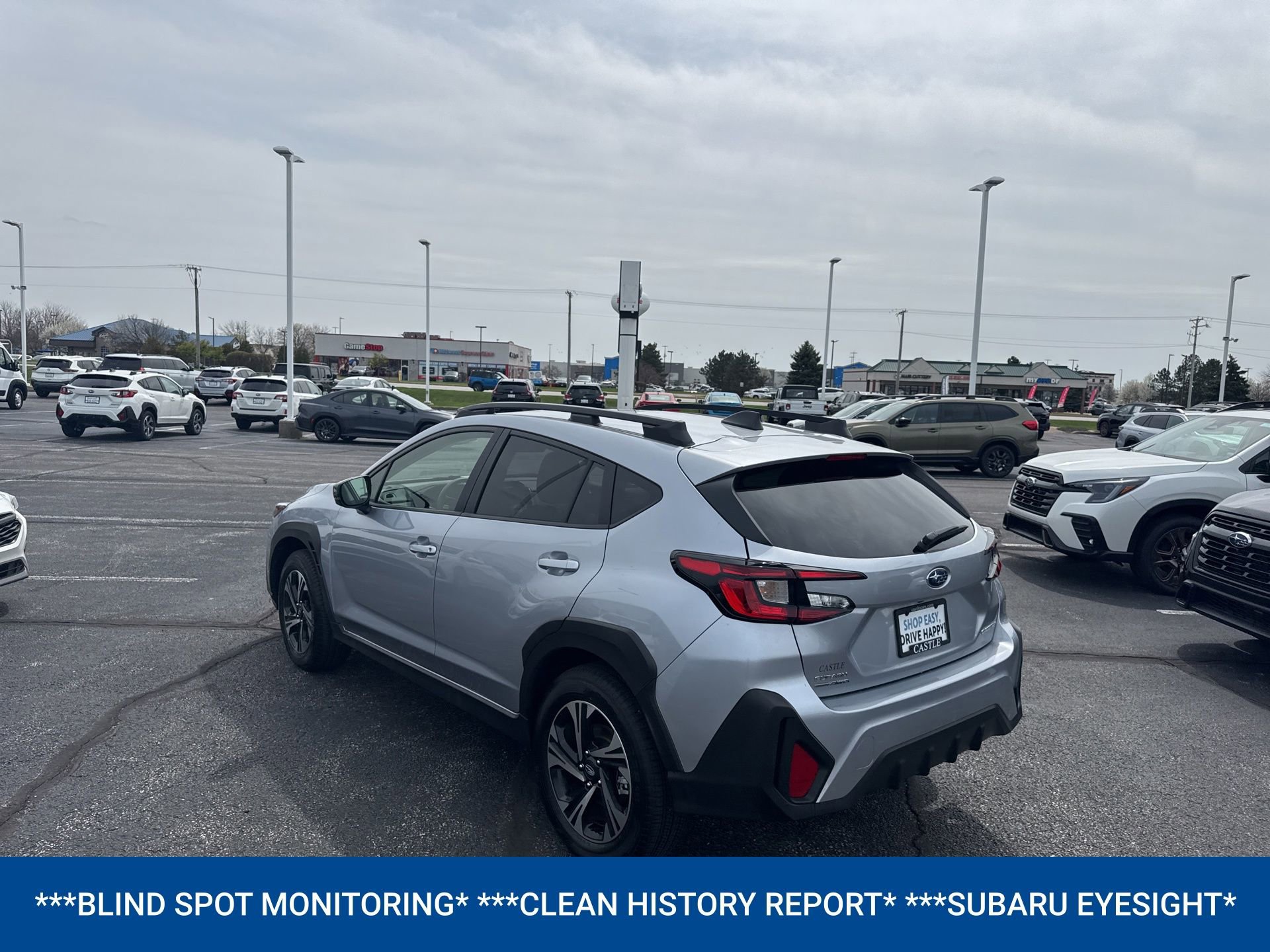 Used 2025 Subaru Crosstrek 2.0i Premium image 4