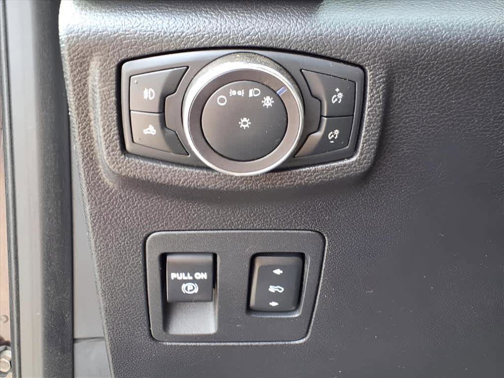 Used 2018 Ford F150 XLT w/ Equipment Group 302A Luxury AWD/4WD image 13