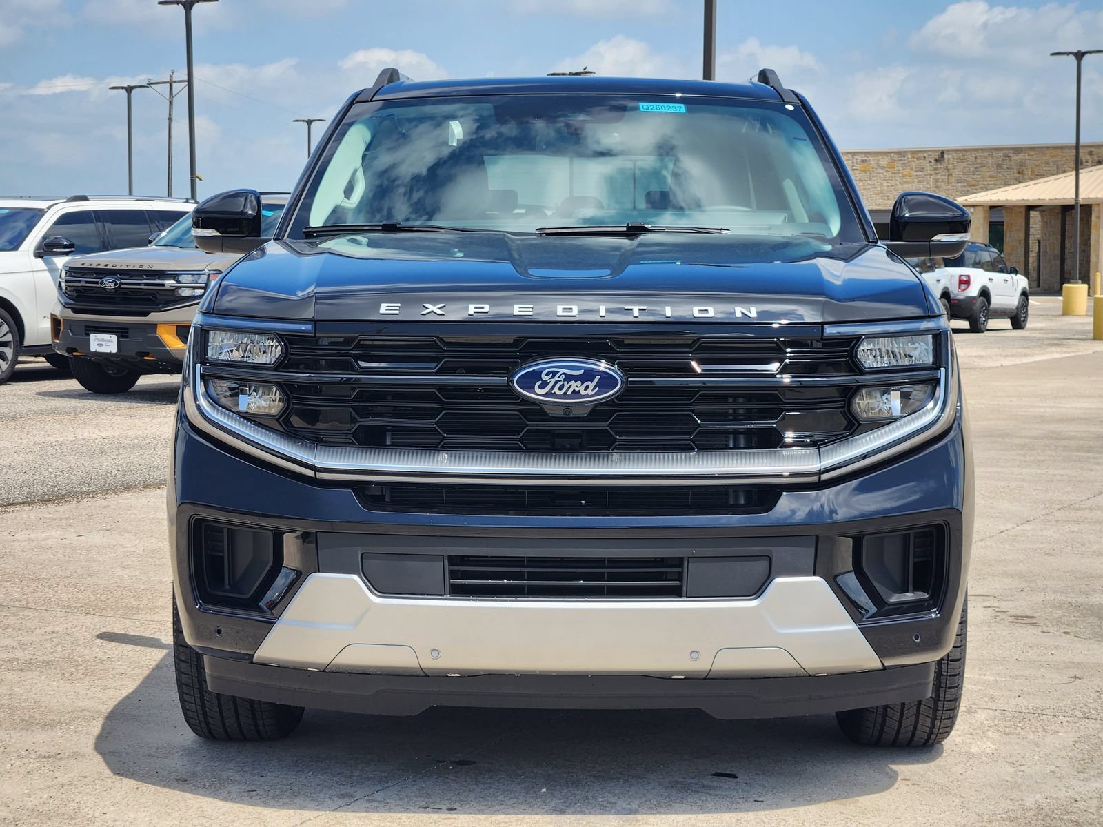New 2026 Ford Expedition Max Platinum w/ Driver's Package AWD/4WD image 6