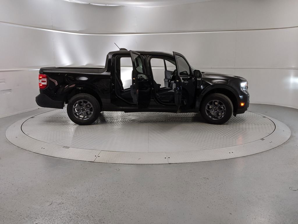 New 2025 Ford Maverick XLT w/ XLT Luxury Package AWD/4WD image 8