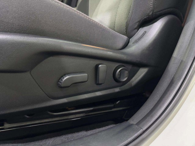 Used 2024 Subaru Crosstrek 2.0i Premium AWD/4WD image 19