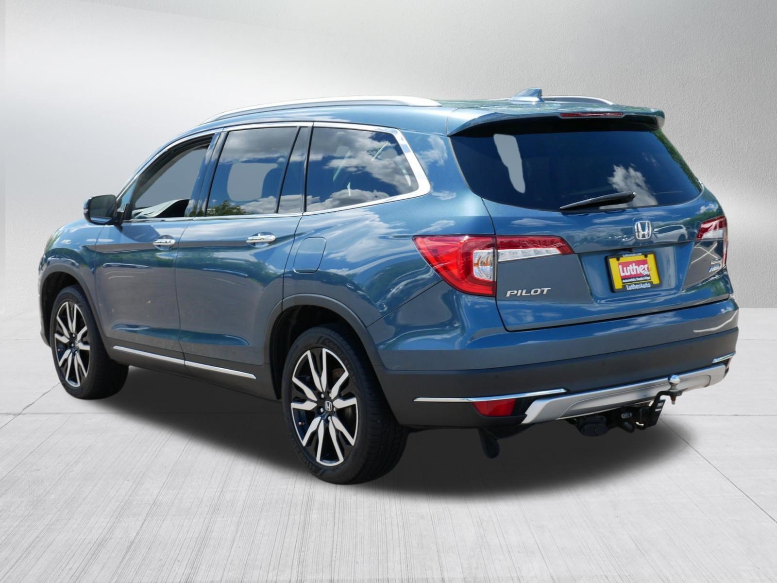 Certified 2021 Honda Pilot Touring image 5