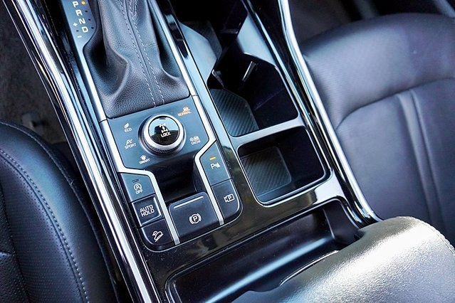 Used 2024 Kia Sorento SX AWD/4WD image 34