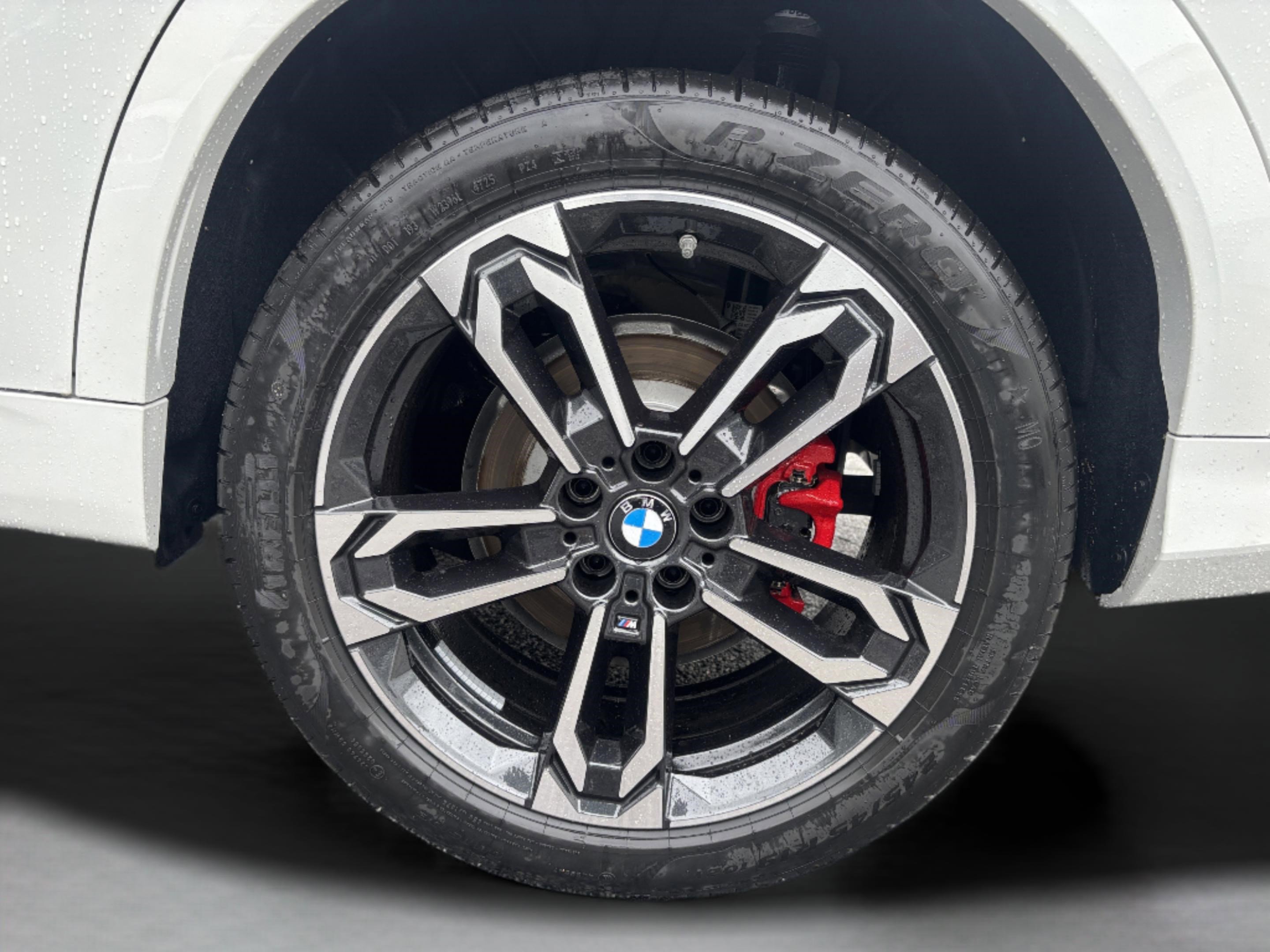 Used 2026 BMW X2 xDrive28i w/ Technology Package image 32