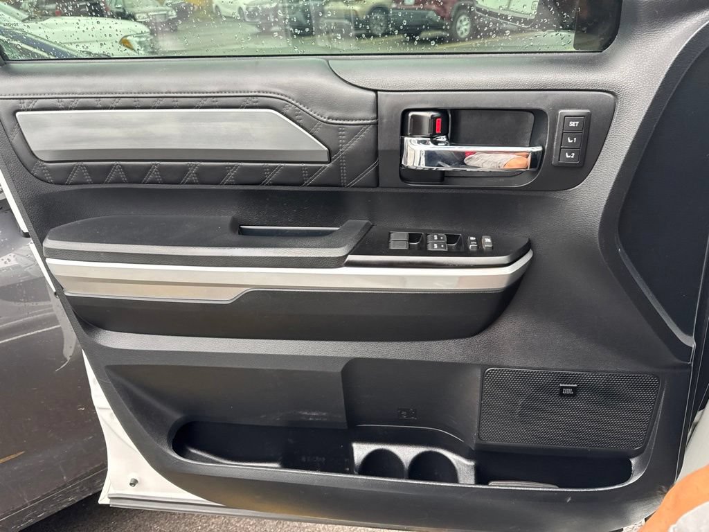 Used 2017 Toyota Tundra Platinum AWD/4WD image 9