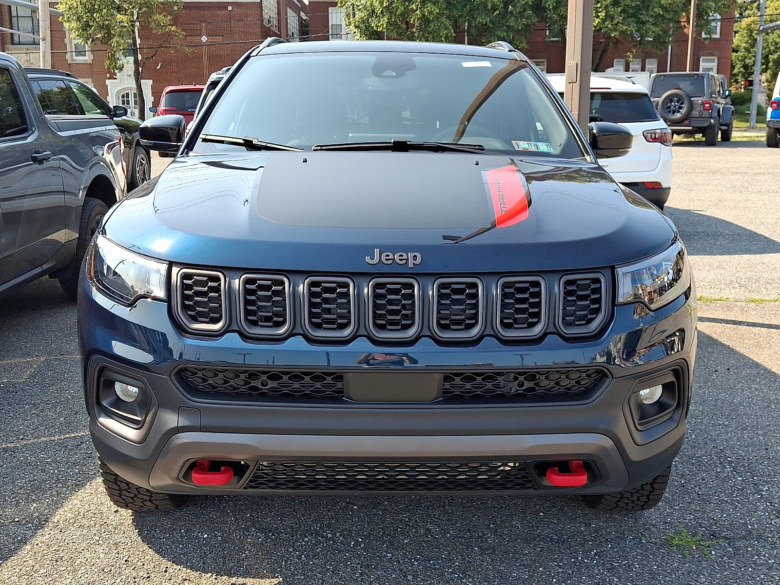 New 2026 Jeep Compass Trailhawk w/ Sun, Sound & Navigation Group AWD/4WD image 2