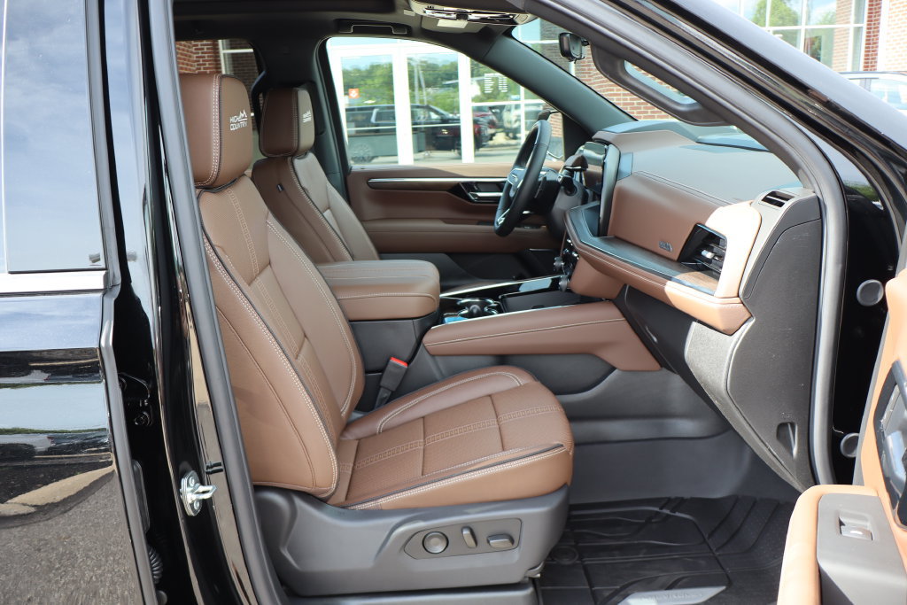 New 2026 Chevrolet Suburban High Country AWD/4WD image 57