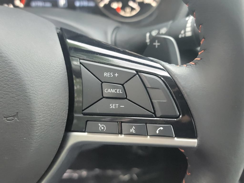 Used 2024 Nissan Altima 2.5 SR FWD image 17