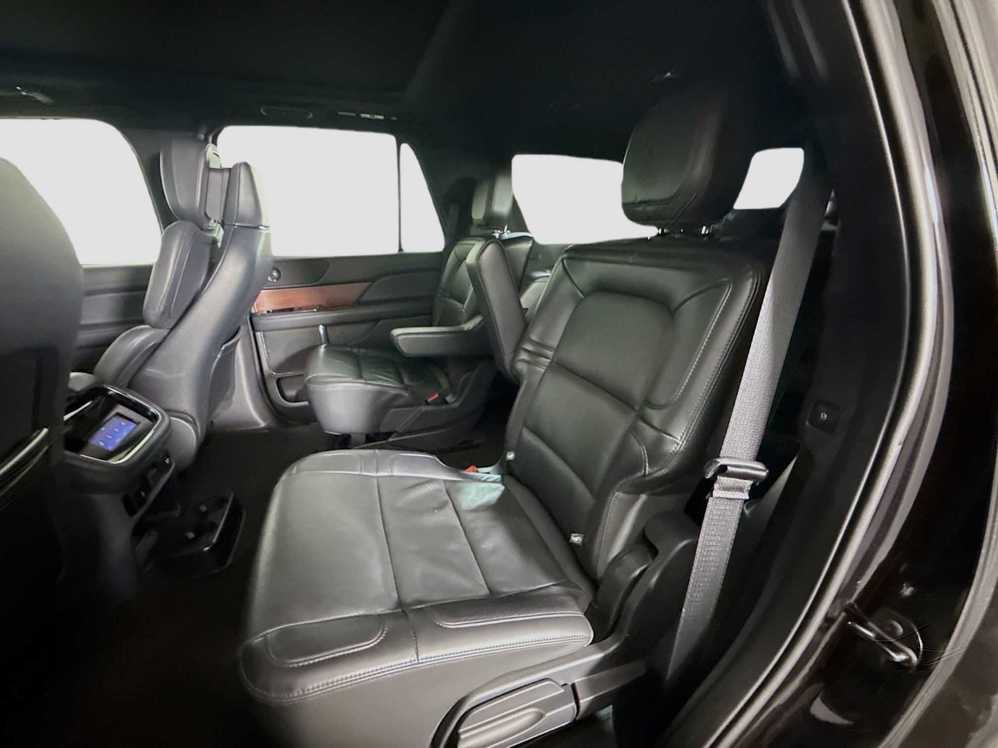Used 2024 Lincoln Navigator Reserve image 25