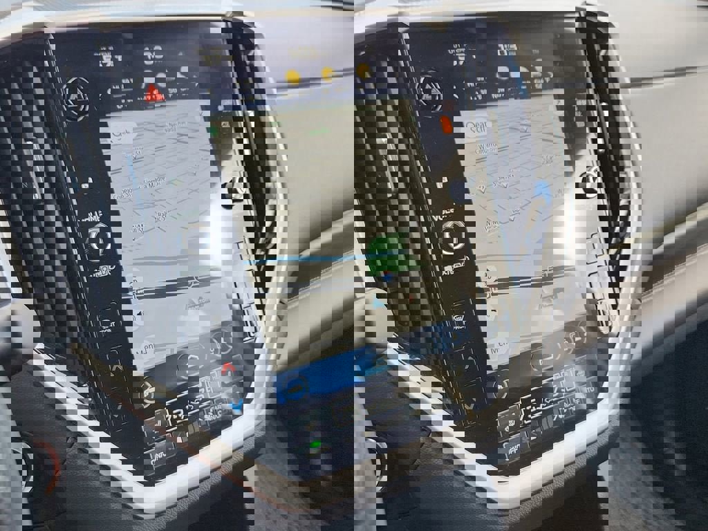 Used 2023 Subaru Ascent Limited w/ Technology Package image 26