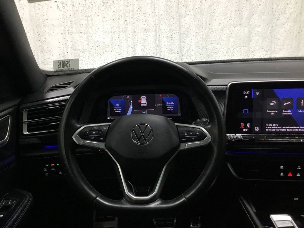 Used 2024 Volkswagen Atlas Cross Sport SEL R-Line AWD/4WD image 36