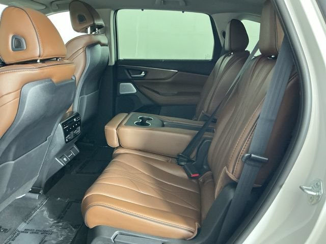 Used 2025 Acura MDX w/ Advance Package AWD/4WD image 27