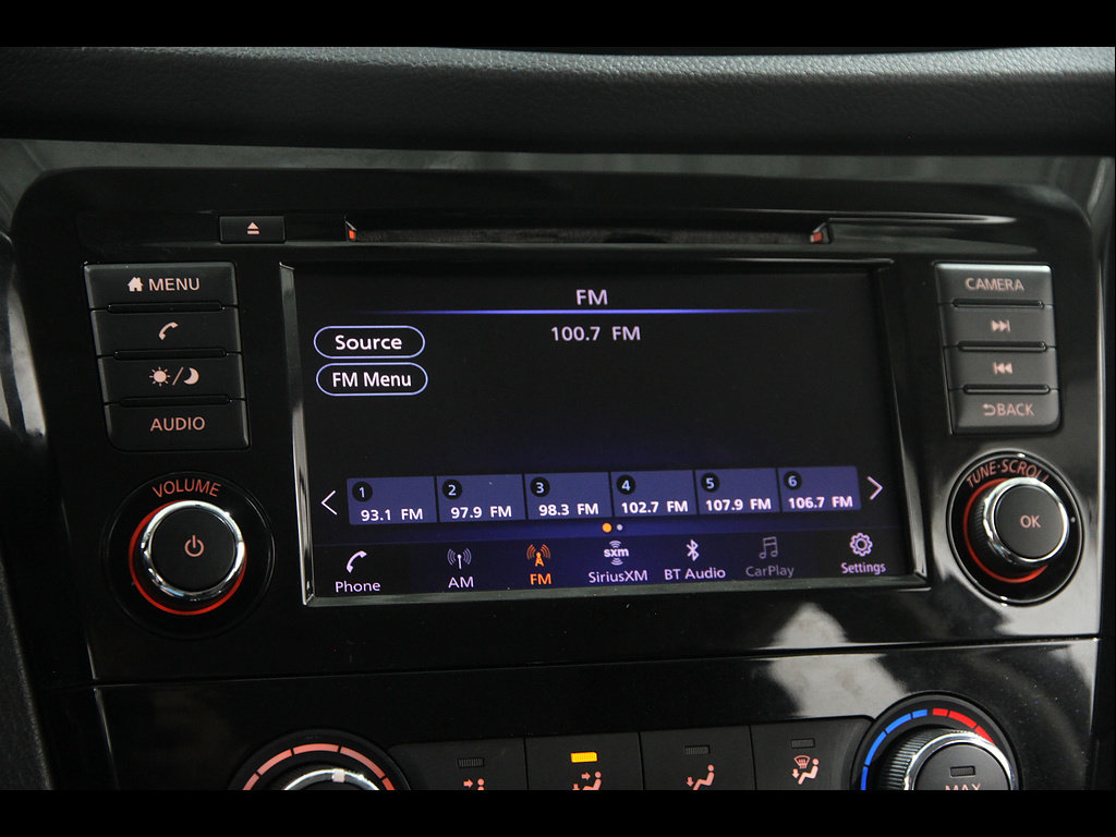 Used 2018 Nissan Rogue S AWD/4WD image 11