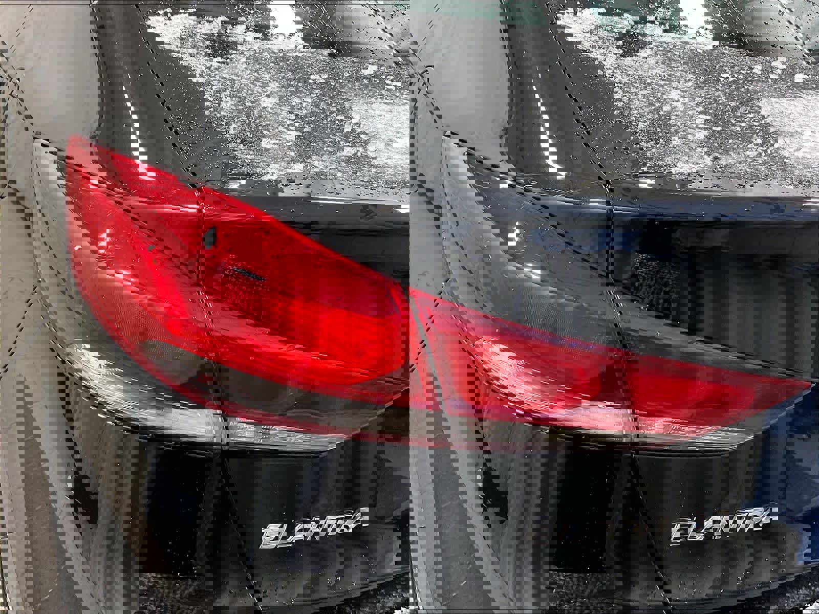 Used 2017 Hyundai Elantra Value Edition w/ Cargo Package image 34