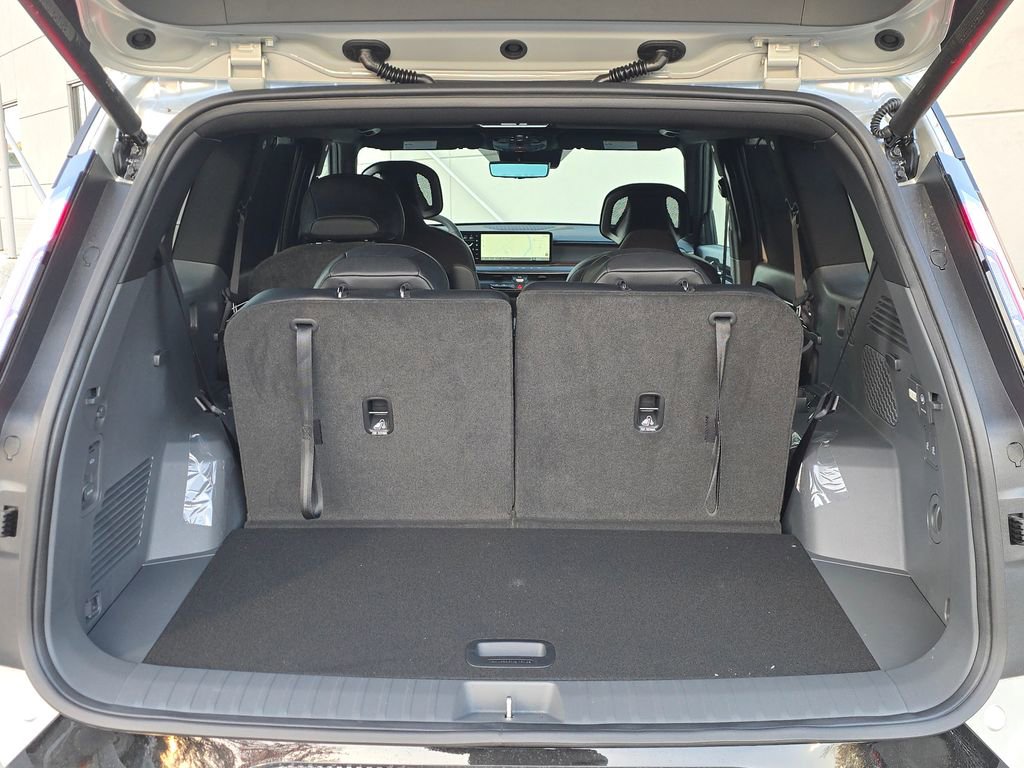 New 2026 Kia EV9 Land w/ Nightfall Edition Package image 7