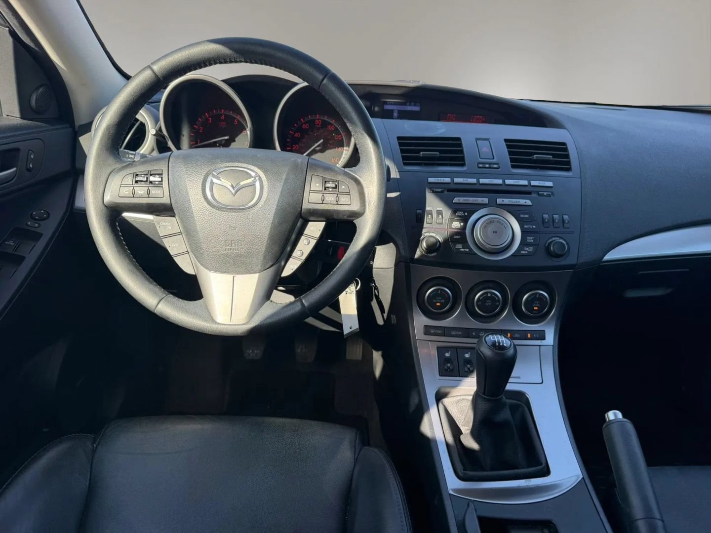 Used 2010 MAZDA MAZDA3 s Grand Touring FWD image 19