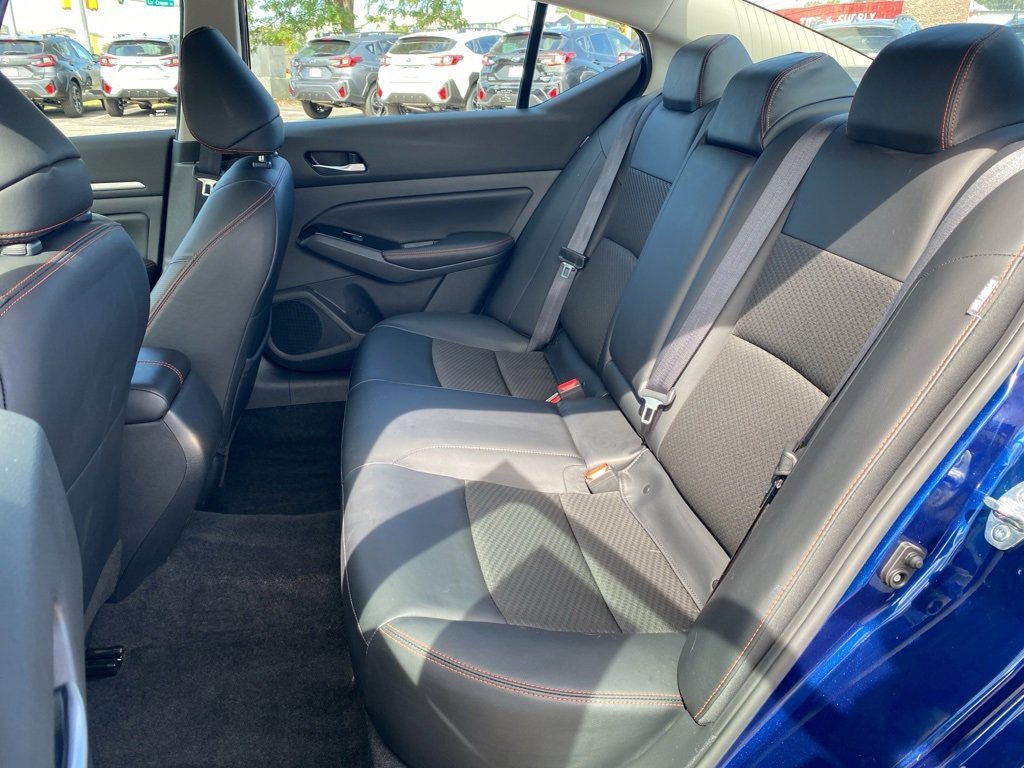 Used 2024 Nissan Altima 2.5 SR image 12