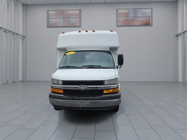 Used 2013 Chevrolet Express 3500 w/ Shuttle Bus Package RWD image 7