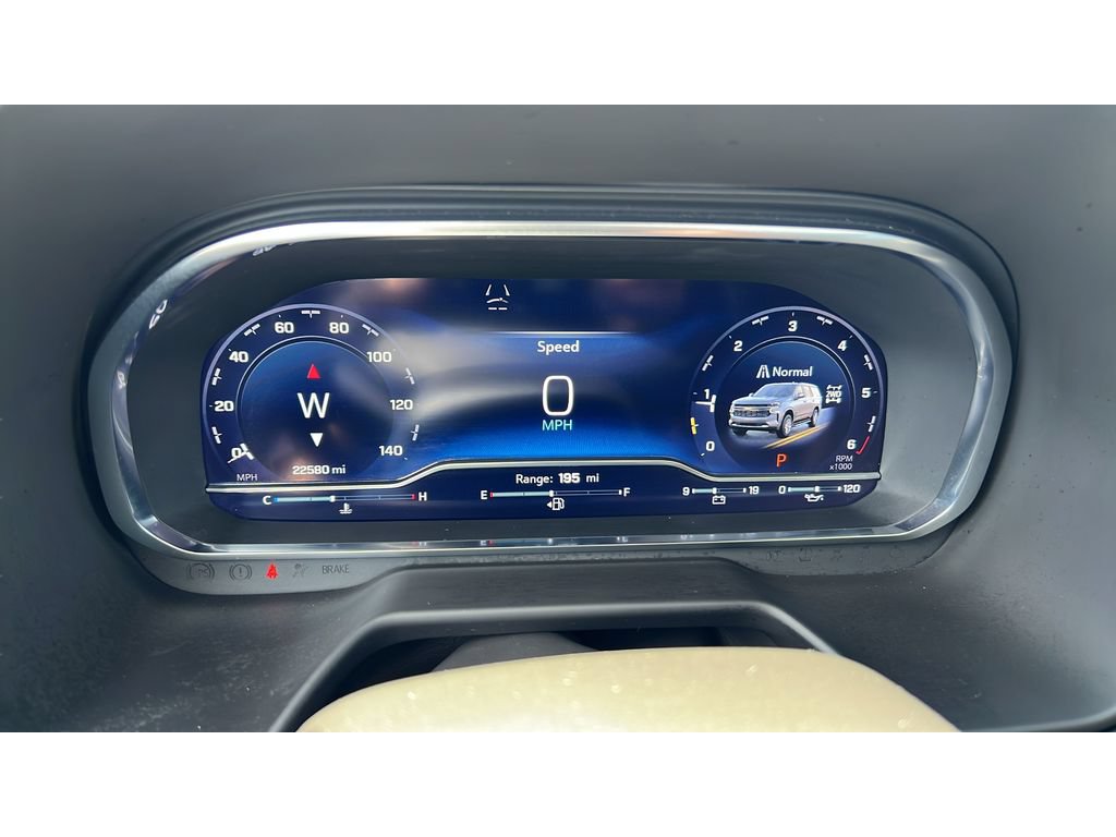 Certified 2024 Chevrolet Suburban RST w/ Luxury Package AWD/4WD image 15