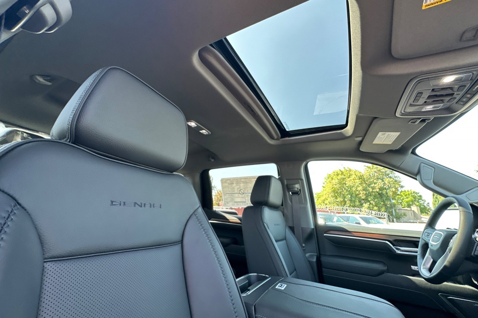 New 2026 GMC Sierra 1500 Denali w/ Technology Package image 15