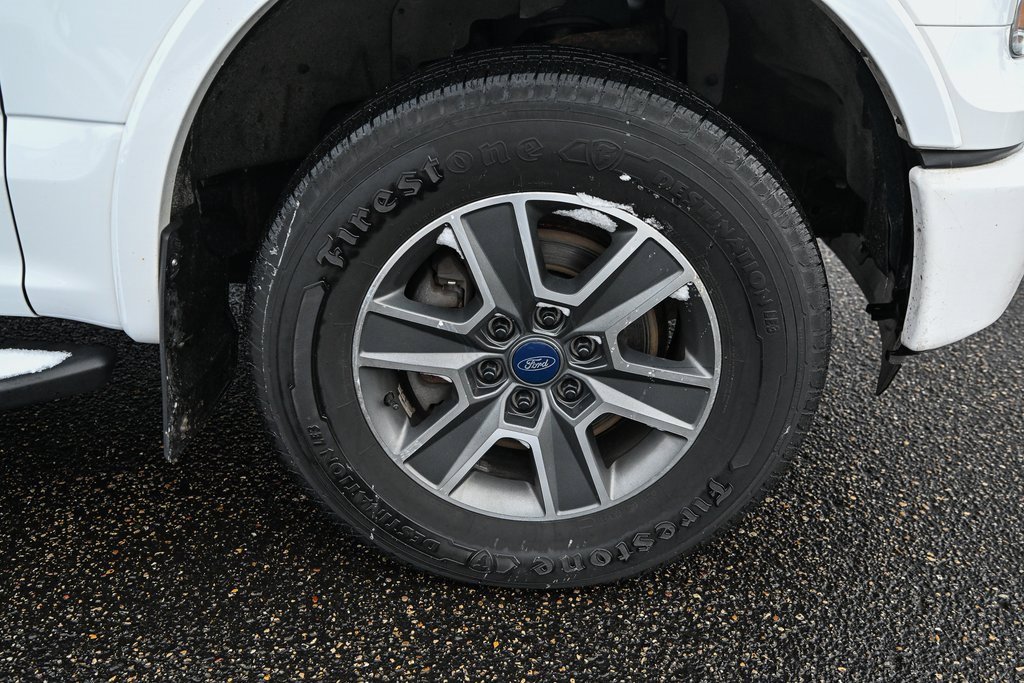 Used 2015 Ford F150 XLT w/ Equipment Group 302A Luxury image 15