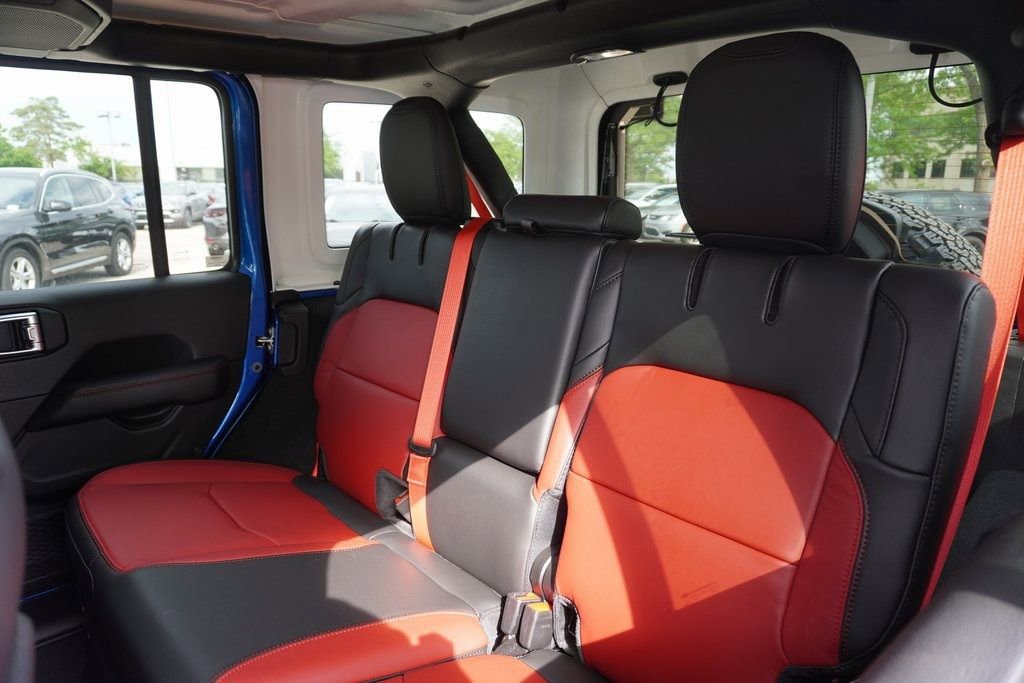 Used 2023 Jeep Wrangler Unlimited Rubicon 4xe image 17