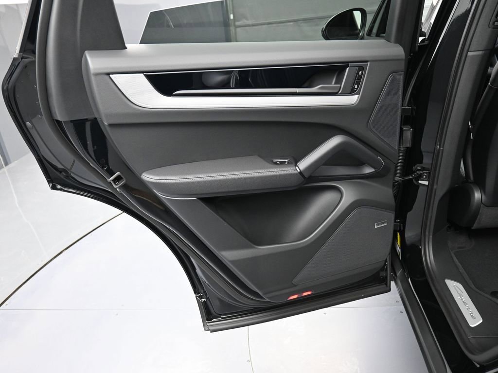 New 2026 Porsche Cayenne AWD/4WD image 22