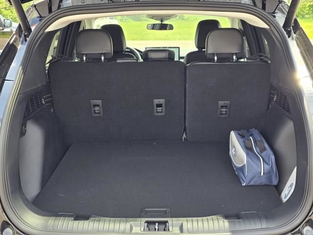 New 2024 Ford Escape SE image 10