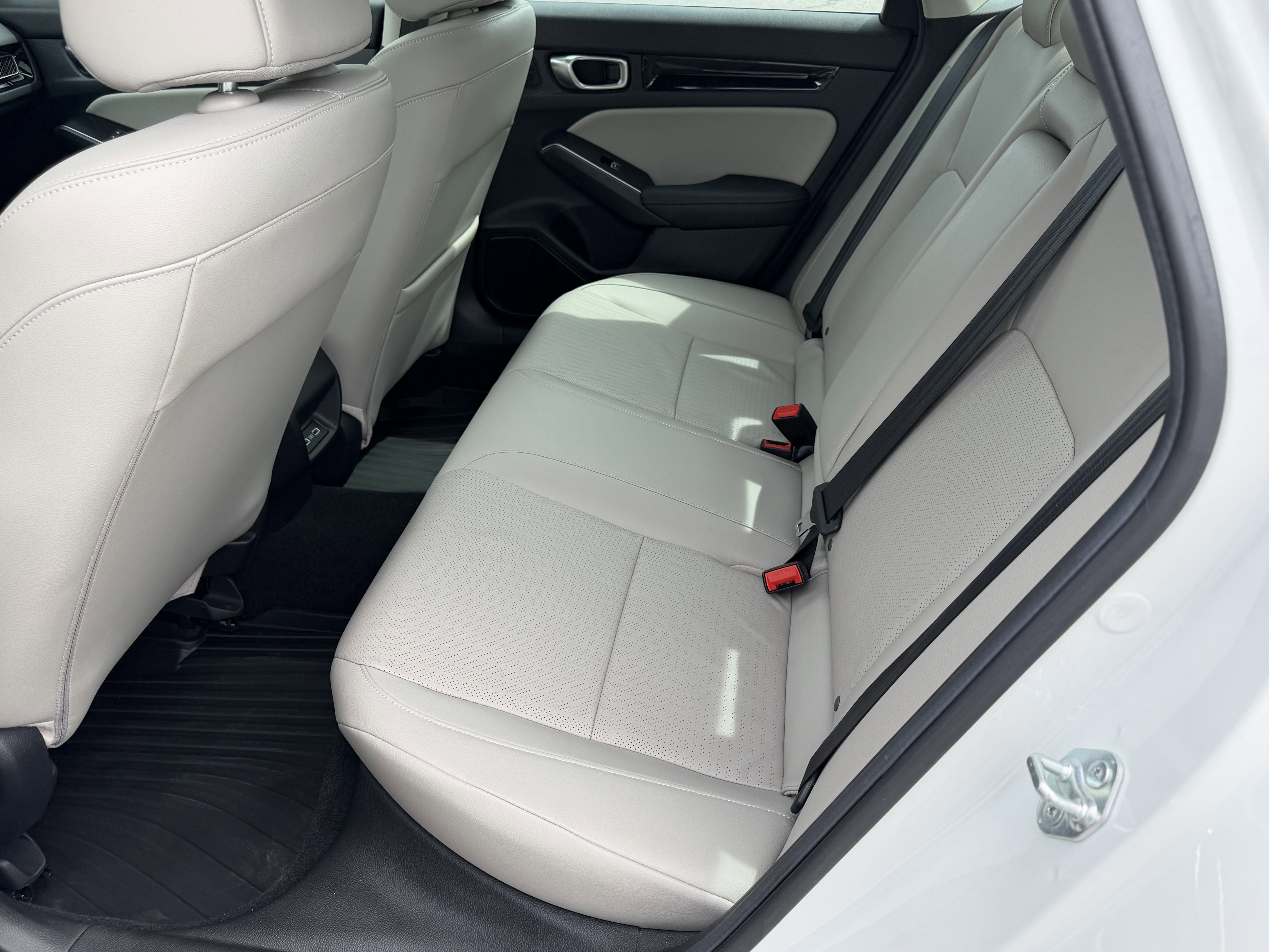 Used 2024 Honda Civic Touring image 31