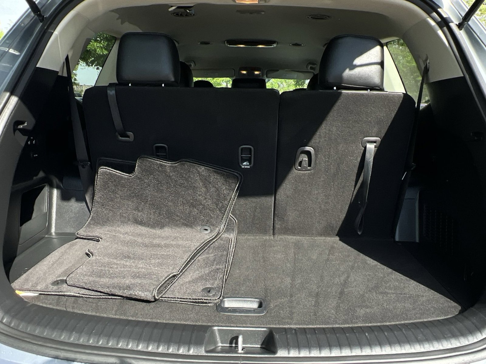 Used 2023 Kia Telluride LX image 46