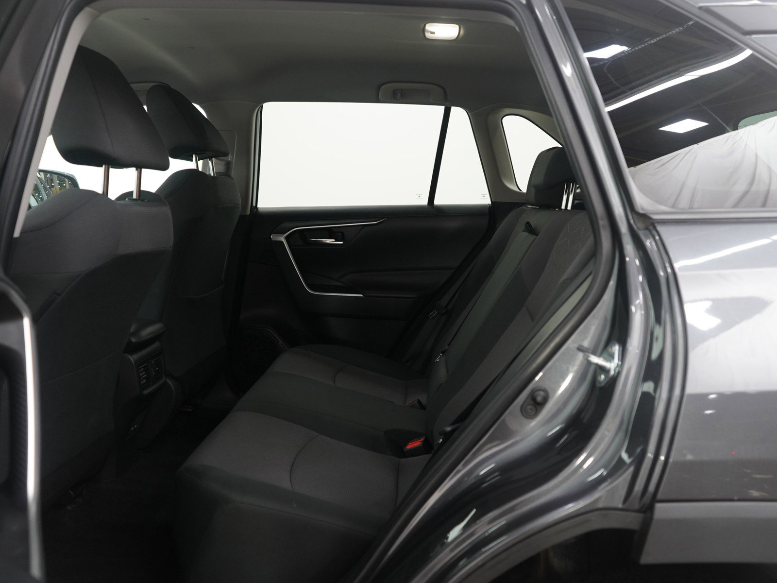 Used 2024 Toyota RAV4 XLE AWD/4WD image 19