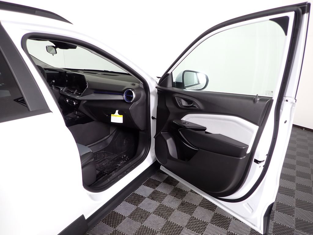 New 2026 Chevrolet Trax LT w/ LT Convenience Package image 27