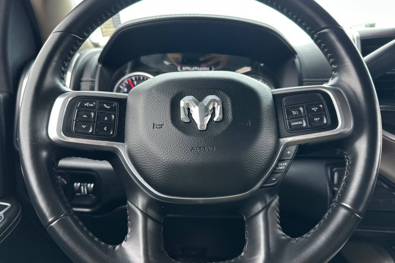 Used 2022 RAM 3500 Laramie image 22