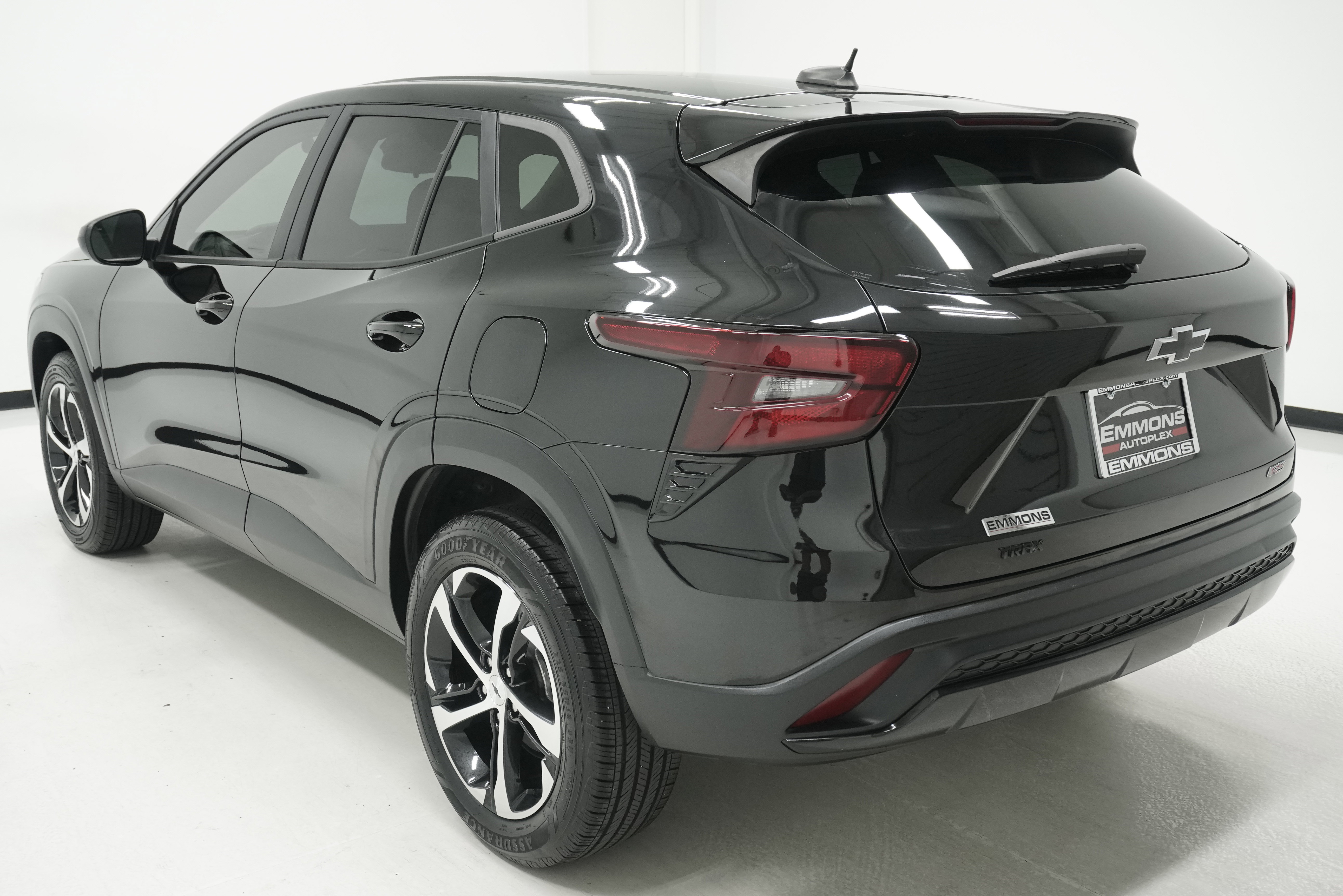 Used 2024 Chevrolet Trax RS w/ Driver Confidence Package FWD image 6