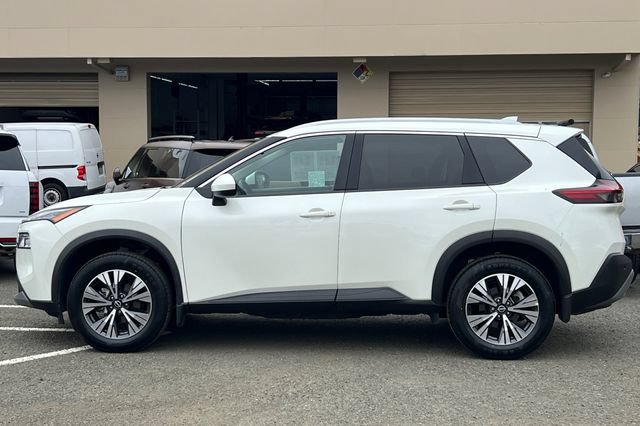 Used 2023 Nissan Rogue SV w/ SV Premium B Package FWD image 9