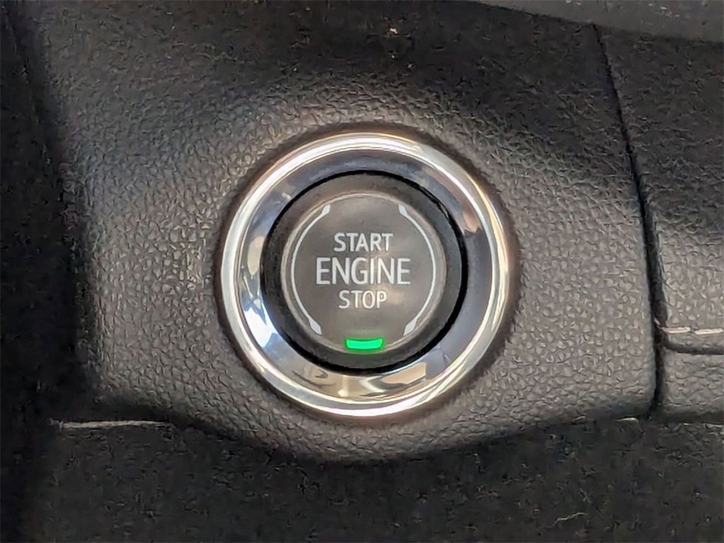 Used 2023 Buick Envision Preferred image 21