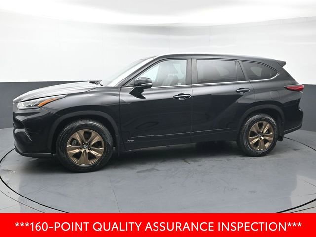 Used 2023 Toyota Highlander Bronze Edition image 2