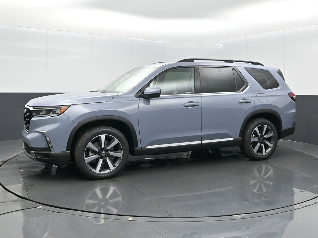 New 2025 Honda Pilot Touring image 10