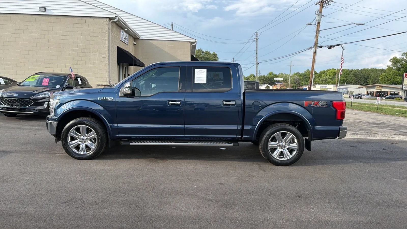 Used 2018 Ford F150 Lariat w/ Equipment Group 502A Luxury AWD/4WD image 2