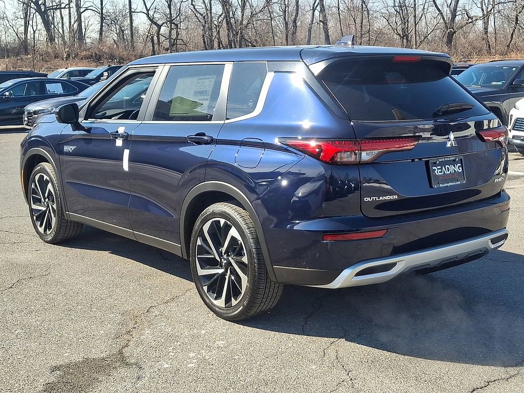 New 2025 Mitsubishi Outlander SE image 5