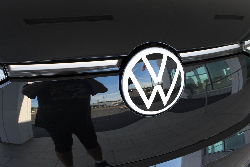 New 2025 Volkswagen ID. Buzz Pro S image 73