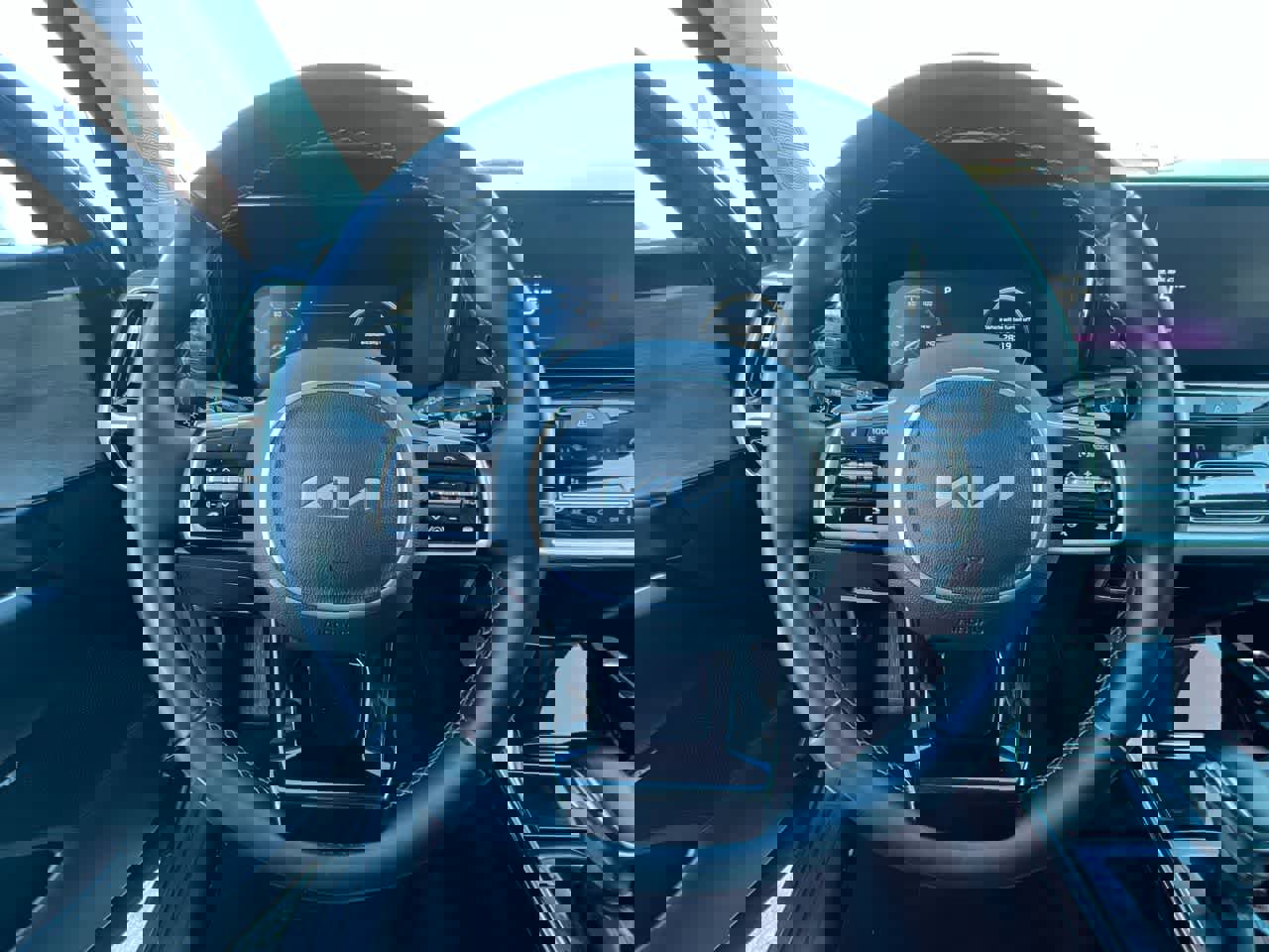 Used 2022 Kia Sorento SX Prestige w/ Rust Color Package image 14