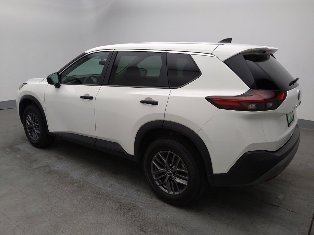 Used 2023 Nissan Rogue S image 3