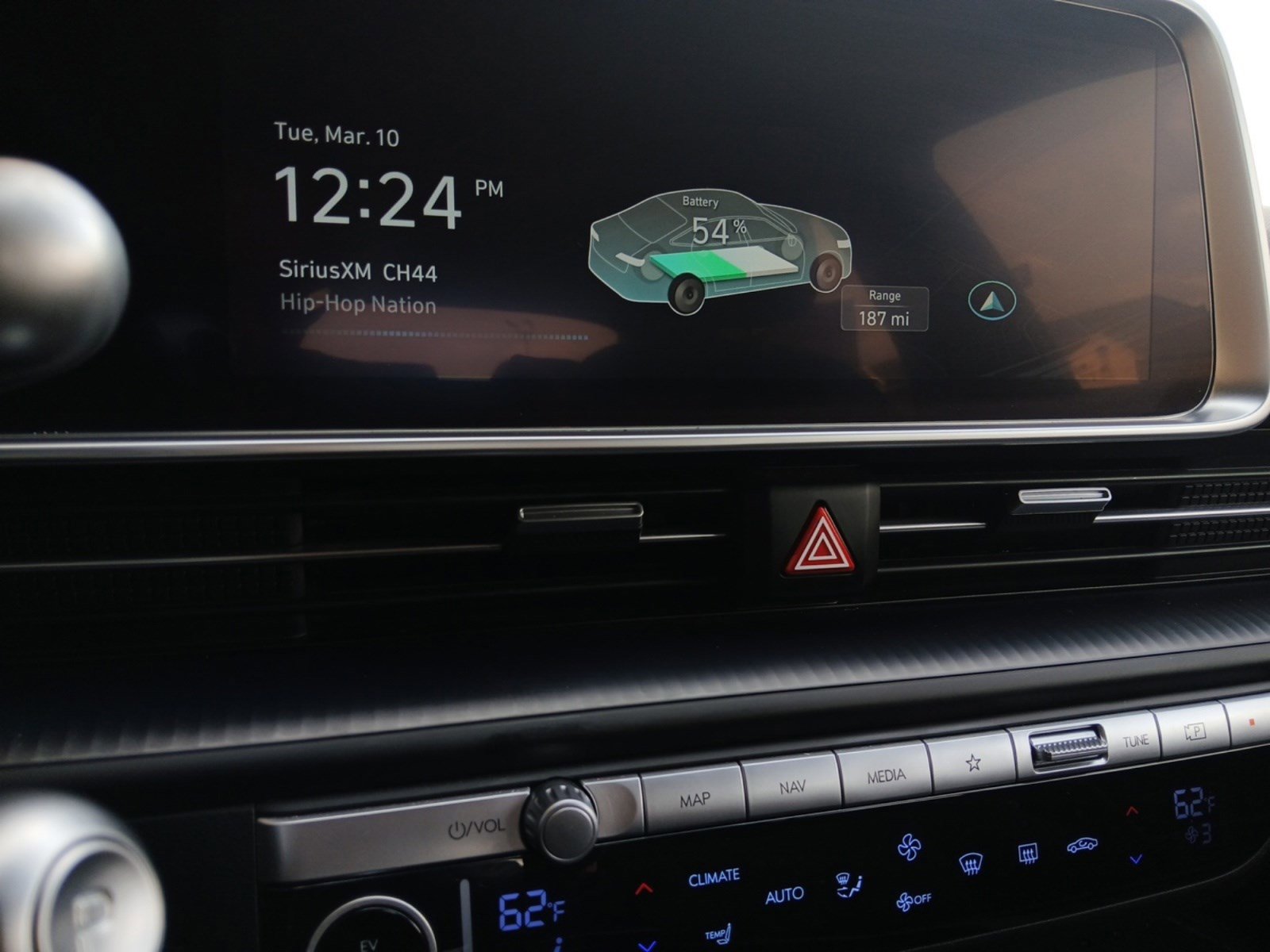 Used 2024 Hyundai Ioniq 6 SE image 22