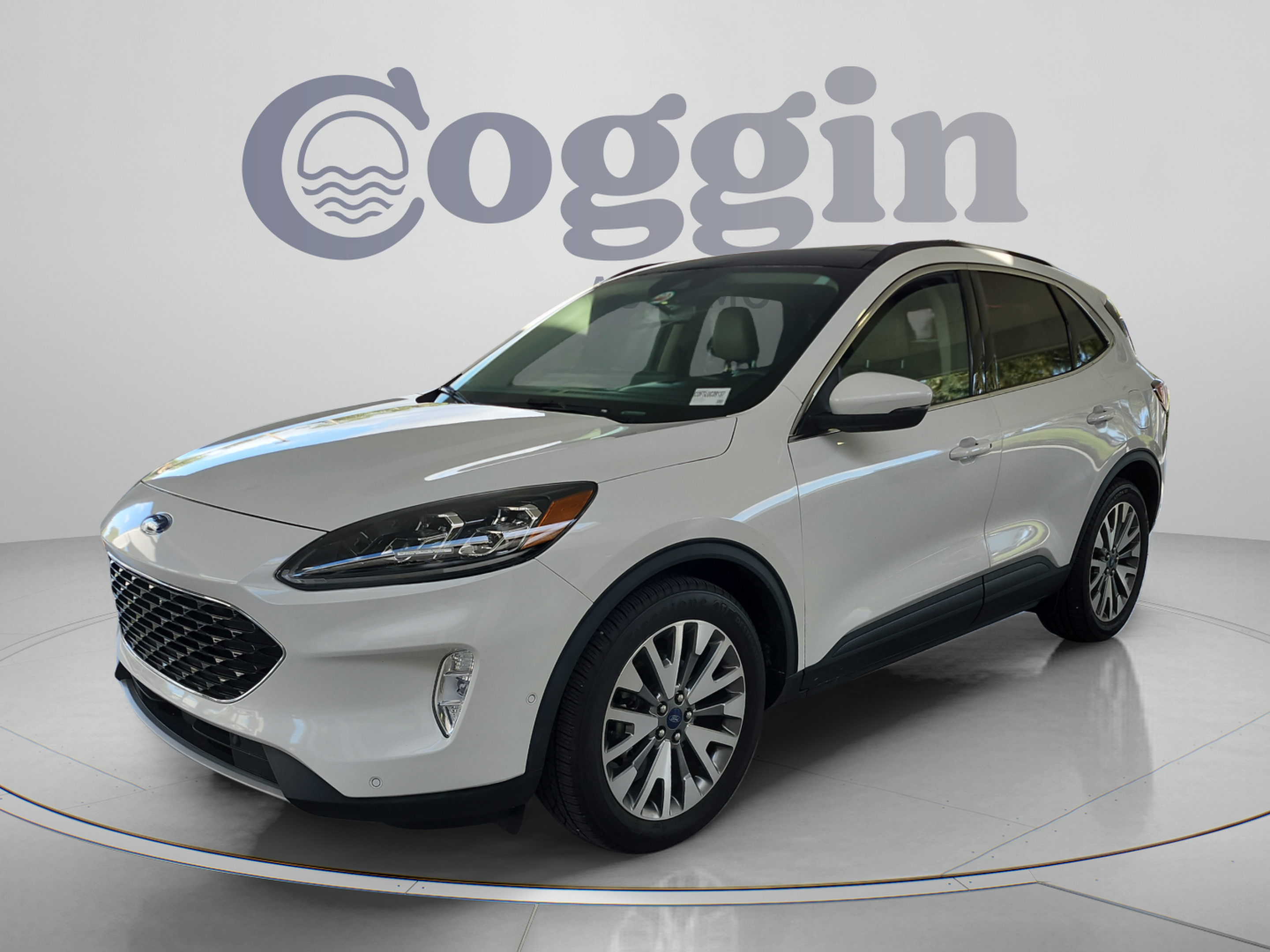 Used 2020 Ford Escape Titanium w/ Titanium Premium Package 2.0