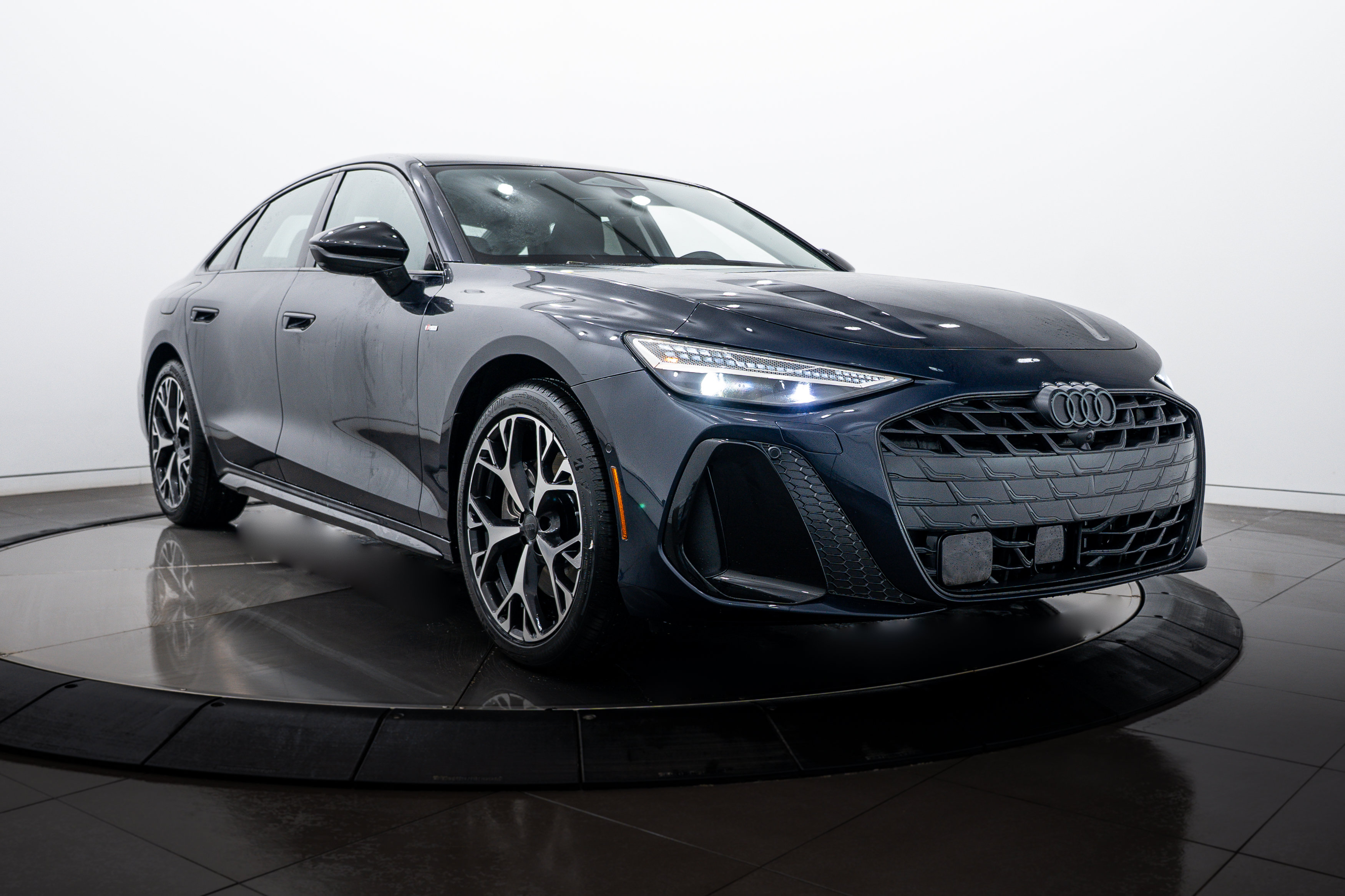 New 2026 Audi A6 Premium Plus AWD/4WD image 2