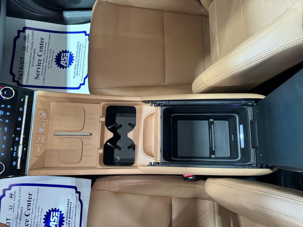 Used 2024 Hyundai Santa Fe Limited image 31