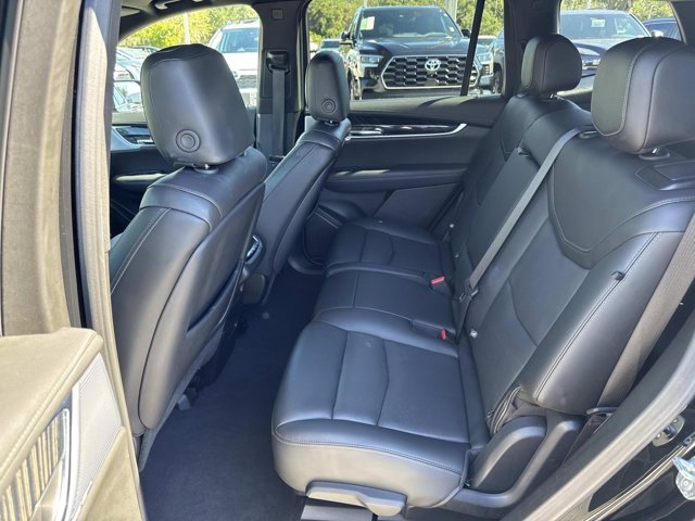 Used 2024 Cadillac XT6 Premium Luxury image 15