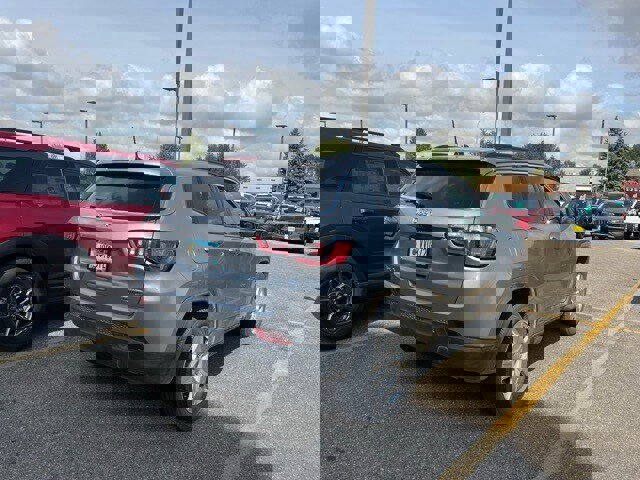Used 2022 Jeep Compass Latitude w/ Convenience Group image 5