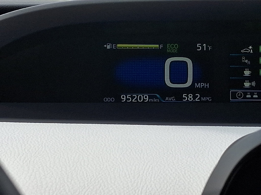 Used 2018 Toyota Prius Four w/ Advanced Technology Package FWD image 20
